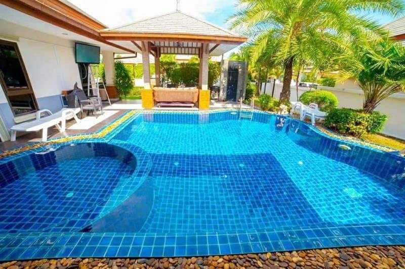 Baan Dusit Pattaya Lake Village - 3 BR Villas For Sale  - House -  - 